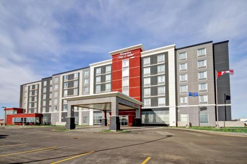 Hampton Inn & Suites - Medicine Hat